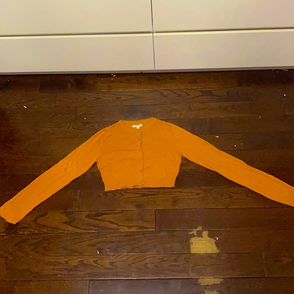 Small jacket for 12yr (apparently but use for 9yr) - Picture 1 of 3